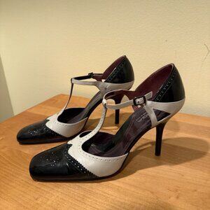 Via Spigia T-strap Heels in Black and White